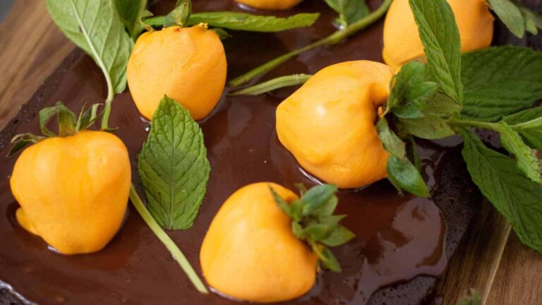 17 Halloween Desserts That Outshine The Candy Bowl